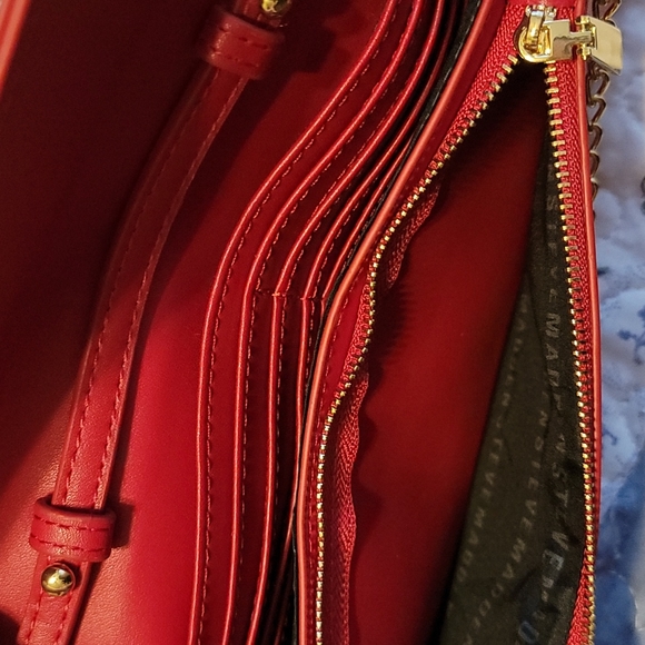 ๐HP๐ Steve Madden Jada Convertible Chain Wallet/Purse - Picture 9 of 12